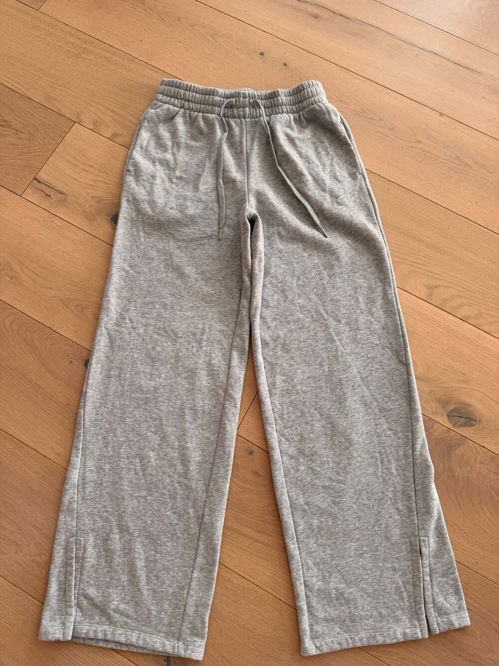 Beyond Yoga Gray Heather Fleece Wide Leg Sweatpants with Side Slits